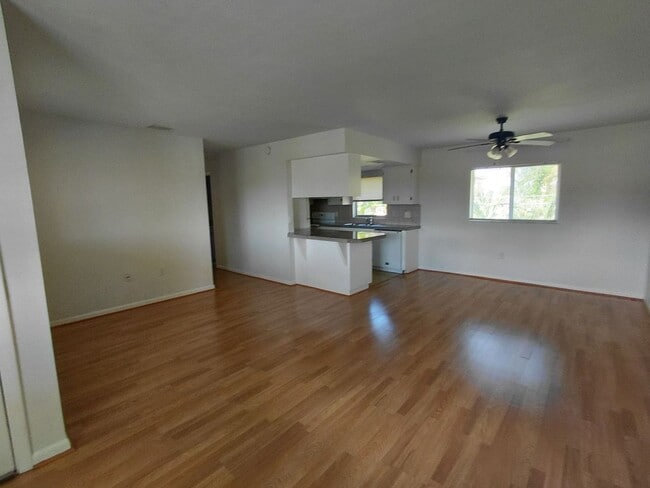 5004 Chiquita Blvd S, Unit 5004 Chiquita Blvd S #212
