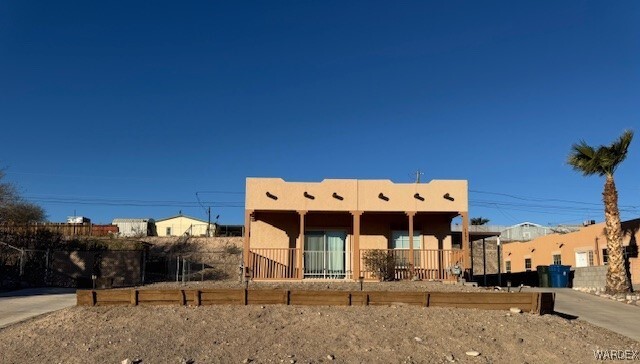 1691 Sierra Vista Dr in Bullhead City, AZ - Building Photo