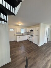 887 Edwards Rd in Parsippany Troy Hills, NJ - Building Photo - Building Photo