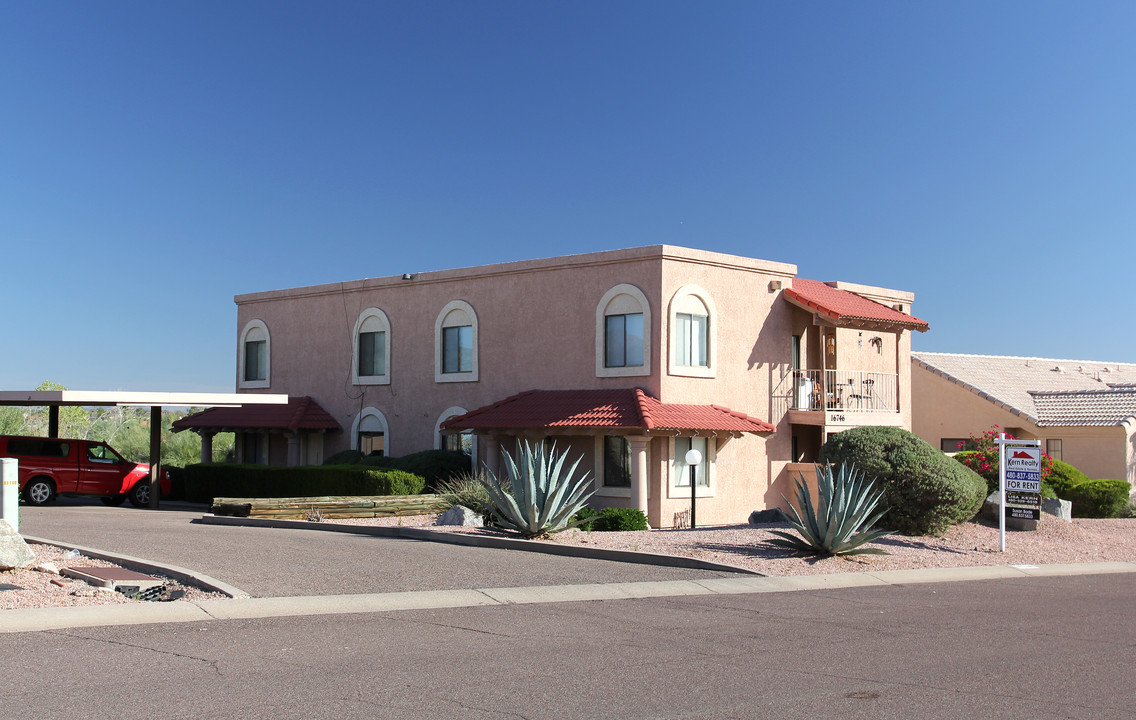 16746 E Westby Dr in Fountain Hills, AZ - Building Photo