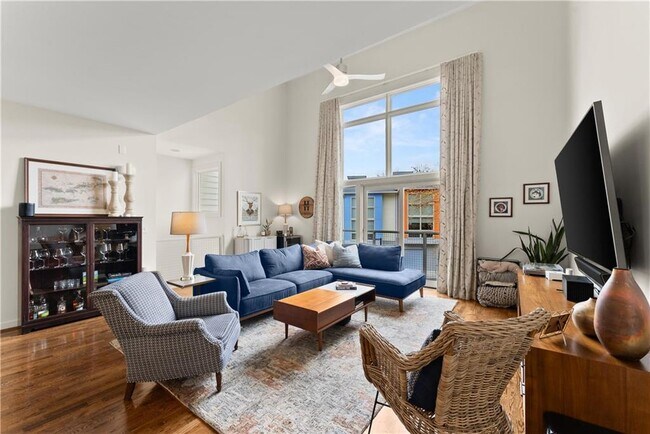 property at 1382 Stirling Cir NW