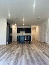 32100 Eastern Redbud Br in San Antonio, FL - Building Photo - Building Photo