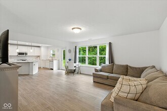 1338 Delacorte Cir in Shelbyville, IN - Building Photo - Building Photo