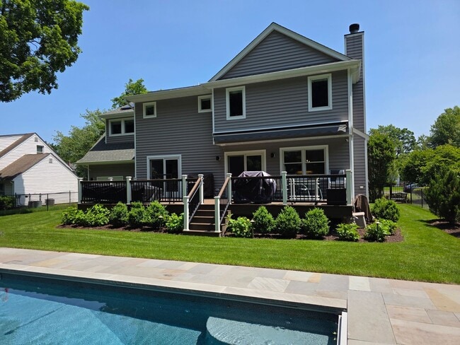 408 S Pleasant Ave in Ridgewood, NJ - Building Photo - Building Photo