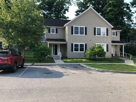 145 Eden Way in Bennington, VT - Building Photo