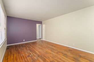 6225 N Independence Dr in Park City, KS - Building Photo - Building Photo