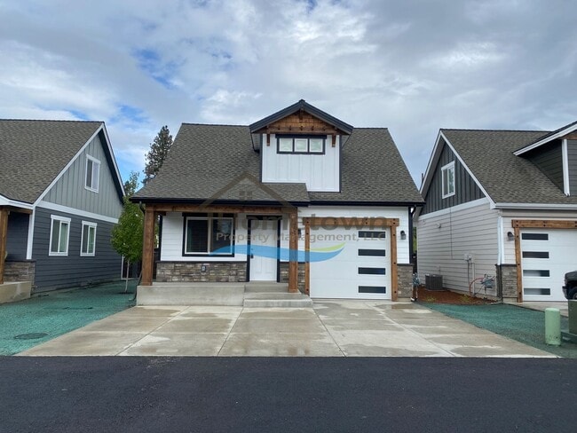 property at 735 E Alaina Ave