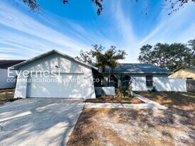 7516 S Sanibel Cir in Temple Terrace, FL - Building Photo