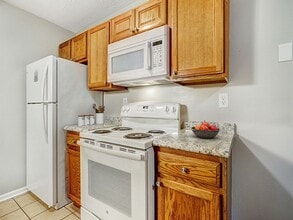 1086 Pennington Ct in Cincinnati, OH - Building Photo - Building Photo