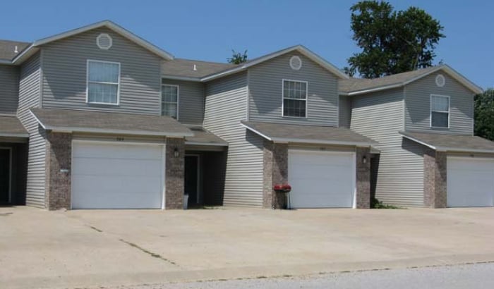 CLAYTON ESTATES in Gravette, AR - Building Photo