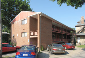 1524 Neil Ave Apartments