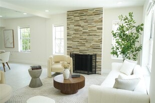 6236 SW 11th St in West Miami, FL - Building Photo