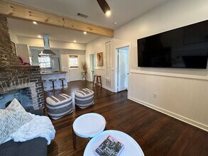 534 E Charlton St in Savannah, GA - Building Photo - Building Photo