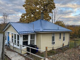 444 US-22 in Hollidaysburg, PA - Building Photo