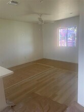 381 Perryman St in New Braunfels, TX - Building Photo - Building Photo
