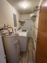 75 NE 186th Terrace in Miami, FL - Building Photo - Building Photo