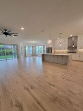 7708 Paradiso Dr in Apollo Beach, FL - Building Photo - Building Photo