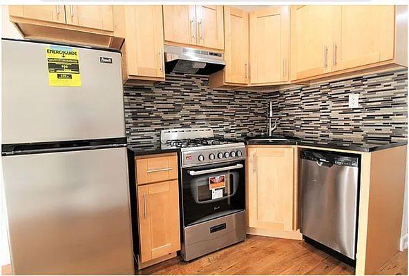 594 Morris Ave in Bronx, NY - Building Photo - Building Photo