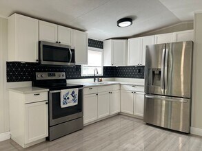3230 Anthony Dr in St. Cloud, FL - Building Photo - Building Photo