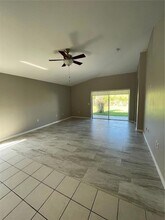 7445 Tower Bridge Dr in Wesley Chapel, FL - Building Photo - Building Photo