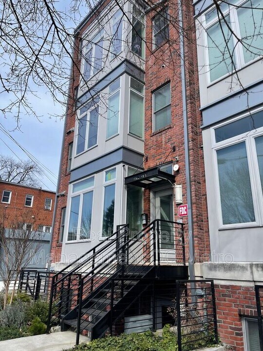 1512 K St SE in Washington, DC - Building Photo