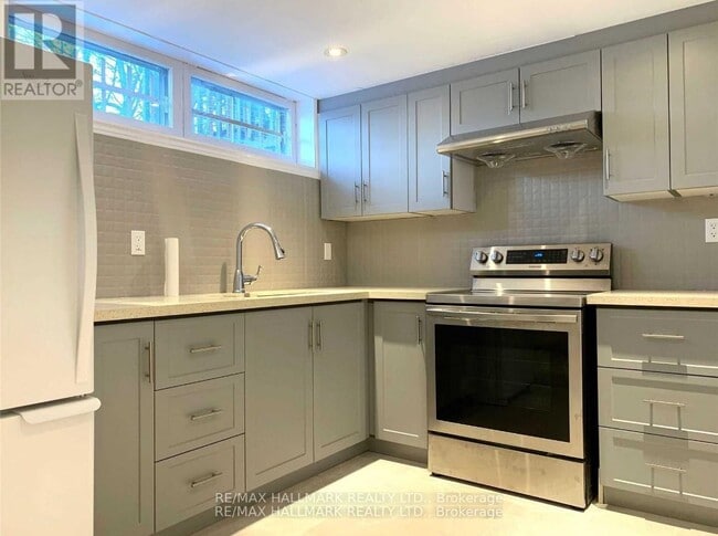 property at 24 Sabine Rd