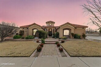 724 Scott Ln in El Paso, TX - Building Photo - Building Photo