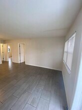 1691 W 26th St-Unit -2 in West Palm Beach, FL - Building Photo - Building Photo