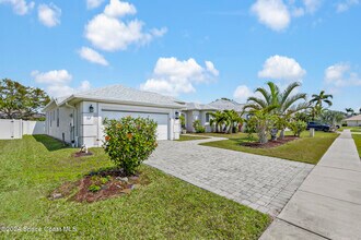 1291 Tamango Dr in West Melbourne, FL - Building Photo - Building Photo