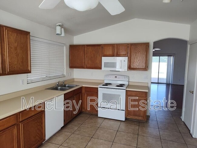 510 W Sereno Dr in Gilbert, AZ - Building Photo - Building Photo