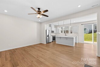 13319 Savaine St in Charlotte, NC - Building Photo - Building Photo