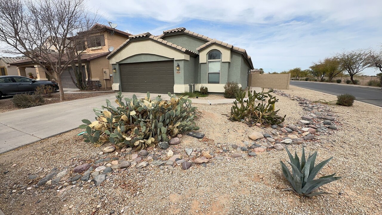 44754 Sage Brush Dr in Maricopa, AZ - Building Photo