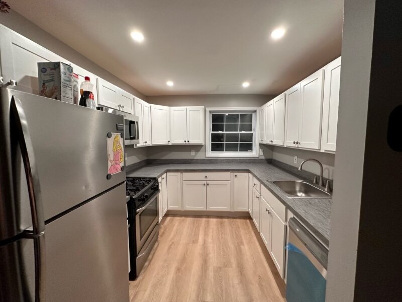 22 13th St-Unit -1 in Watervliet, NY - Foto de edificio