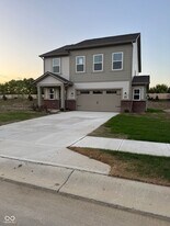 15322 Farrington Rd in Fishers, IN - Building Photo