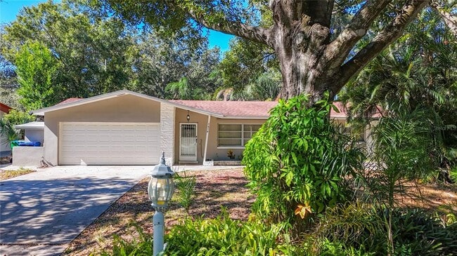 1614 Braund Ave in Clearwater, FL - Building Photo - Building Photo