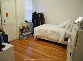 27 Egremont Rd, Unit 3 in Boston, MA - Building Photo