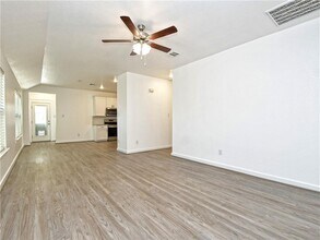 116 Nogalito Wy in Leander, TX - Building Photo - Building Photo
