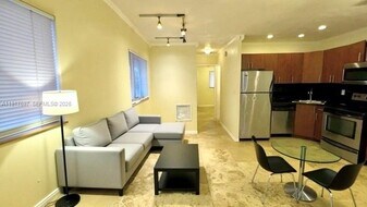 1856 NE 46th St in Fort Lauderdale, FL - Building Photo