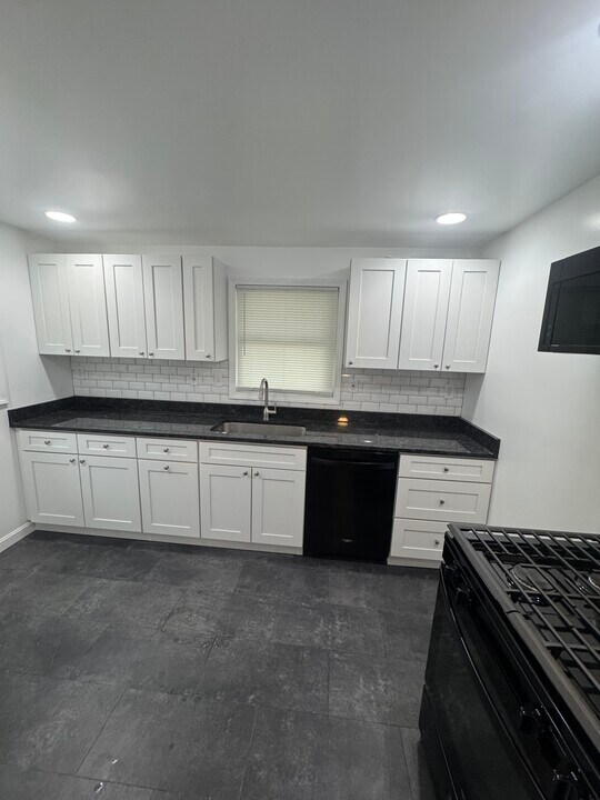304 Prospect St in Pittsburgh, PA - Building Photo