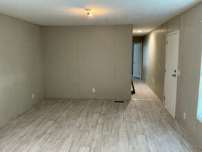 103 Garlington Cir in Waycross, GA - Building Photo - Building Photo