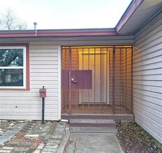 12008 Bellafonte Dr in Dallas, TX - Building Photo - Building Photo