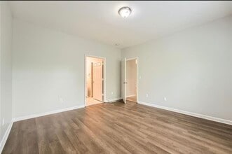 558 Elbridge Dr NW in Atlanta, GA - Building Photo - Building Photo