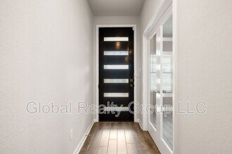 1220 Ella Xing in New Braunfels, TX - Building Photo - Building Photo