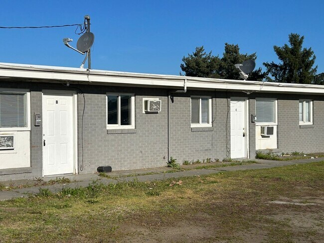 928 W Ruby St in Pasco, WA - Building Photo - Building Photo