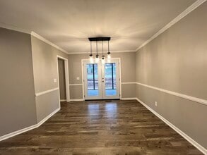 105 Kestrel Ct in Taylors, SC - Foto de edificio - Building Photo