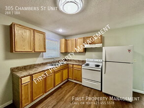 305 Chambers St in Rossville, GA - Foto de edificio - Building Photo