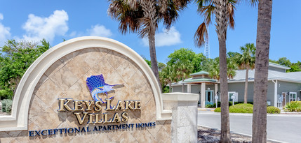 Keys Lake Villas in Key Largo, FL - Building Photo - Building Photo