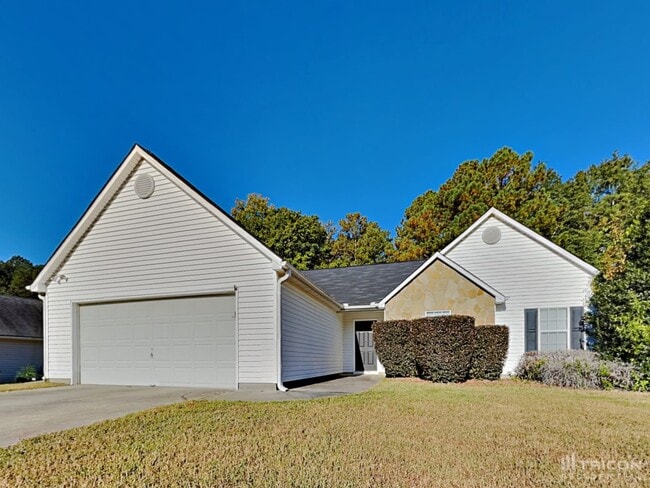 4305 Lexington Ridge Dr in Loganville, GA - Building Photo - Building Photo