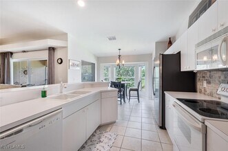 2895 Cypress Trace Cir in Naples, FL - Building Photo - Building Photo