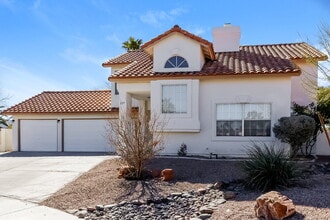 229 Comanche Ct in Henderson, NV - Building Photo - Building Photo